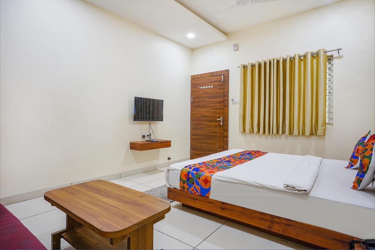 Fabhotel Sukh Vilas Indore Exterior photo